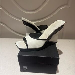 Via Spiga Stylish Black and White Women's Heels
